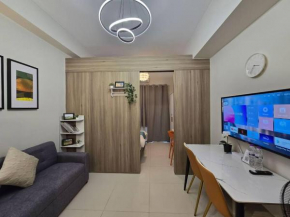 1BR Unit Condotel w Balcony FAME Residences - FM45